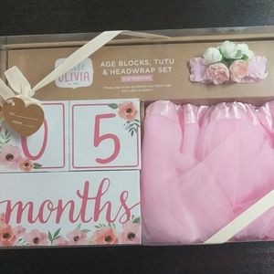 Tutu, headwrap, and Age Blocks set for baby girl